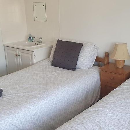 Private Rooms just 19 minutes from Central London Northfleet Extérieur photo