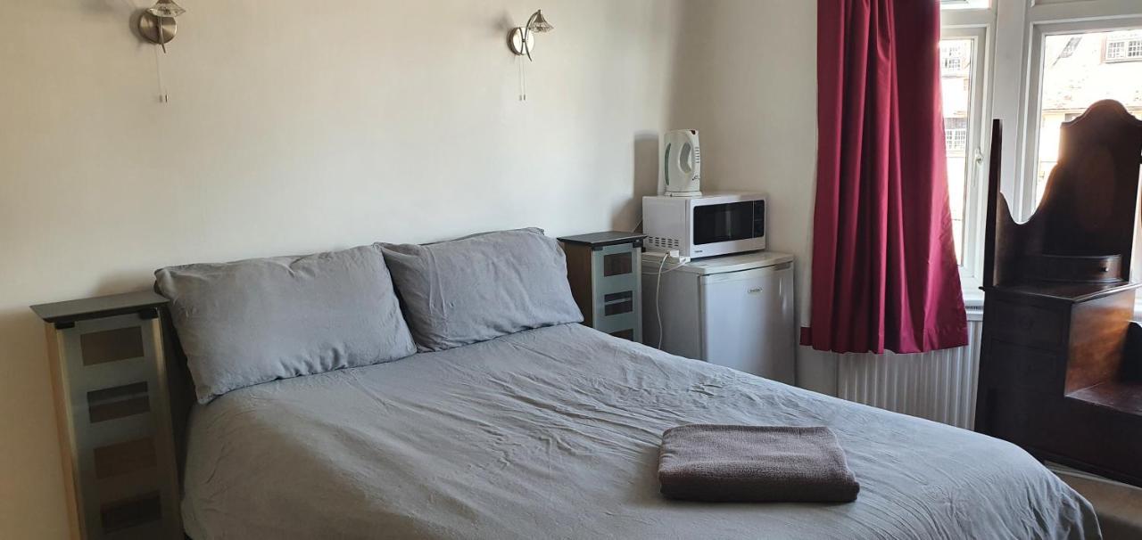 Private Rooms just 19 minutes from Central London Northfleet Extérieur photo