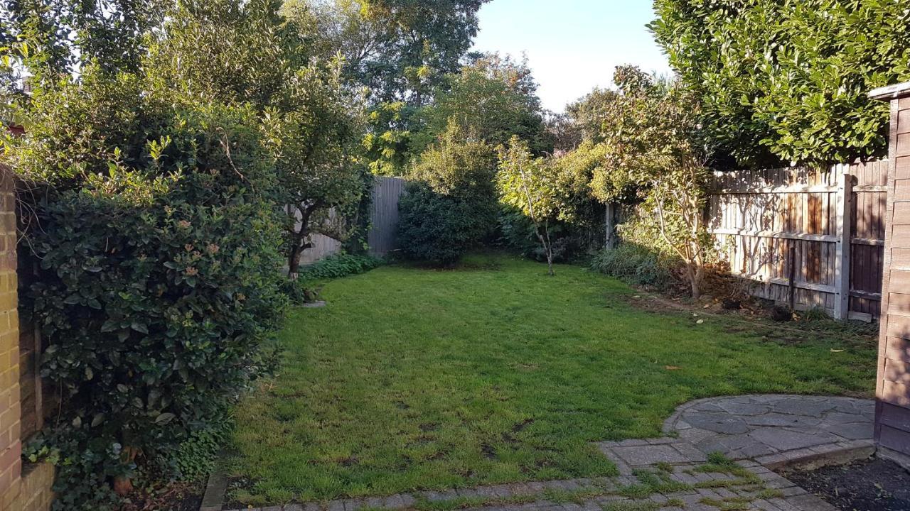 Private Rooms just 19 minutes from Central London Northfleet Extérieur photo