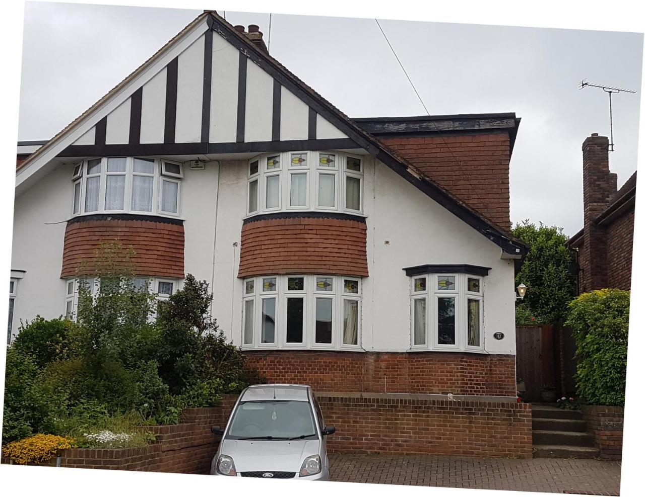 Private Rooms just 19 minutes from Central London Northfleet Extérieur photo